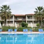 Hotell Kalives 3*