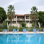 Hotell Kalives 3*