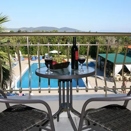 Kalives 호텔 Kalyves Polygyrou