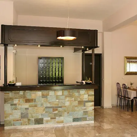 Kalives Hotel 3*