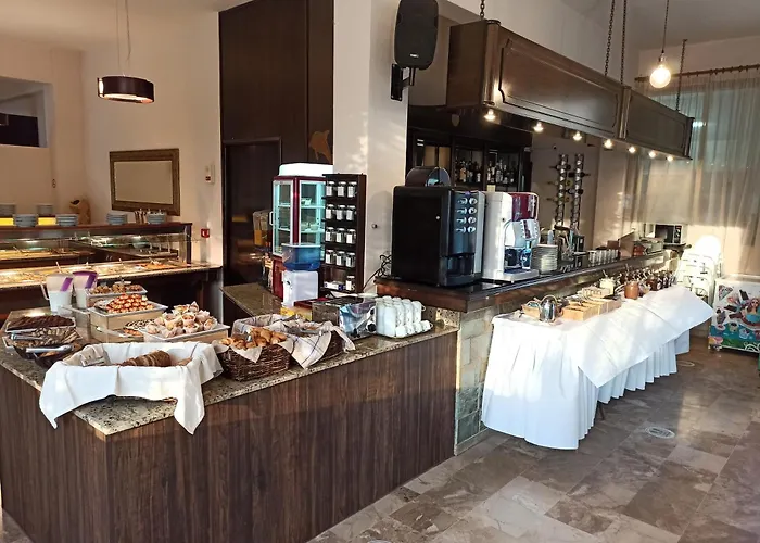 Отель Kalives Kalyves Polygyrou