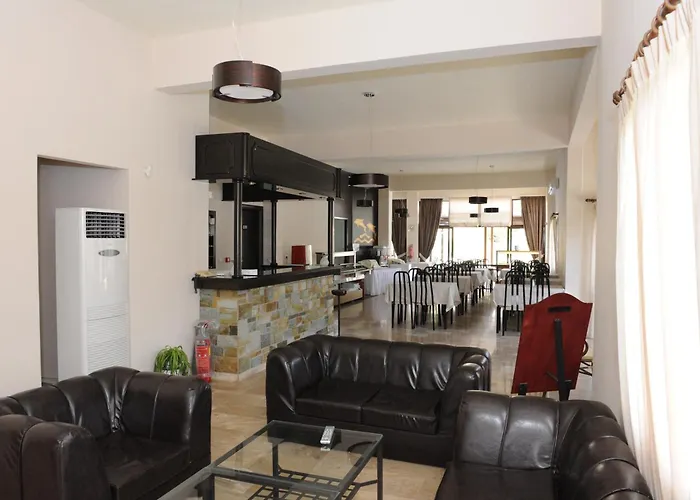 Kalives Отель Kalyves Polygyrou