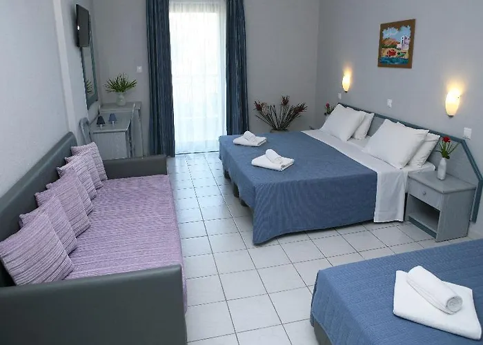 Kalives Отель Kalyves Polygyrou